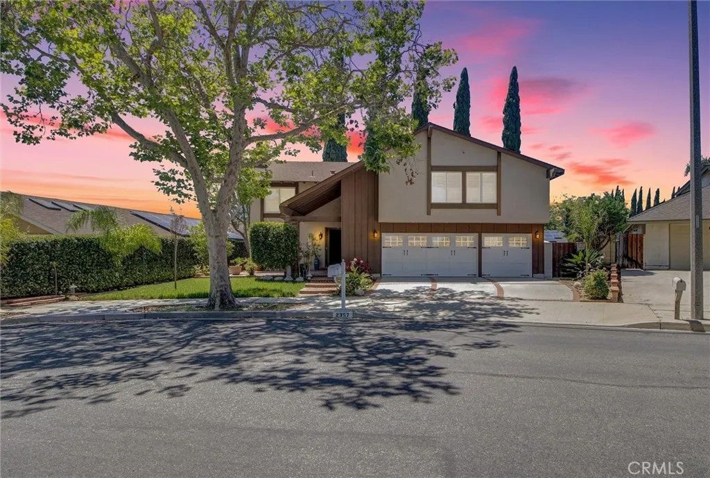 2357 Lawnview Court — photo