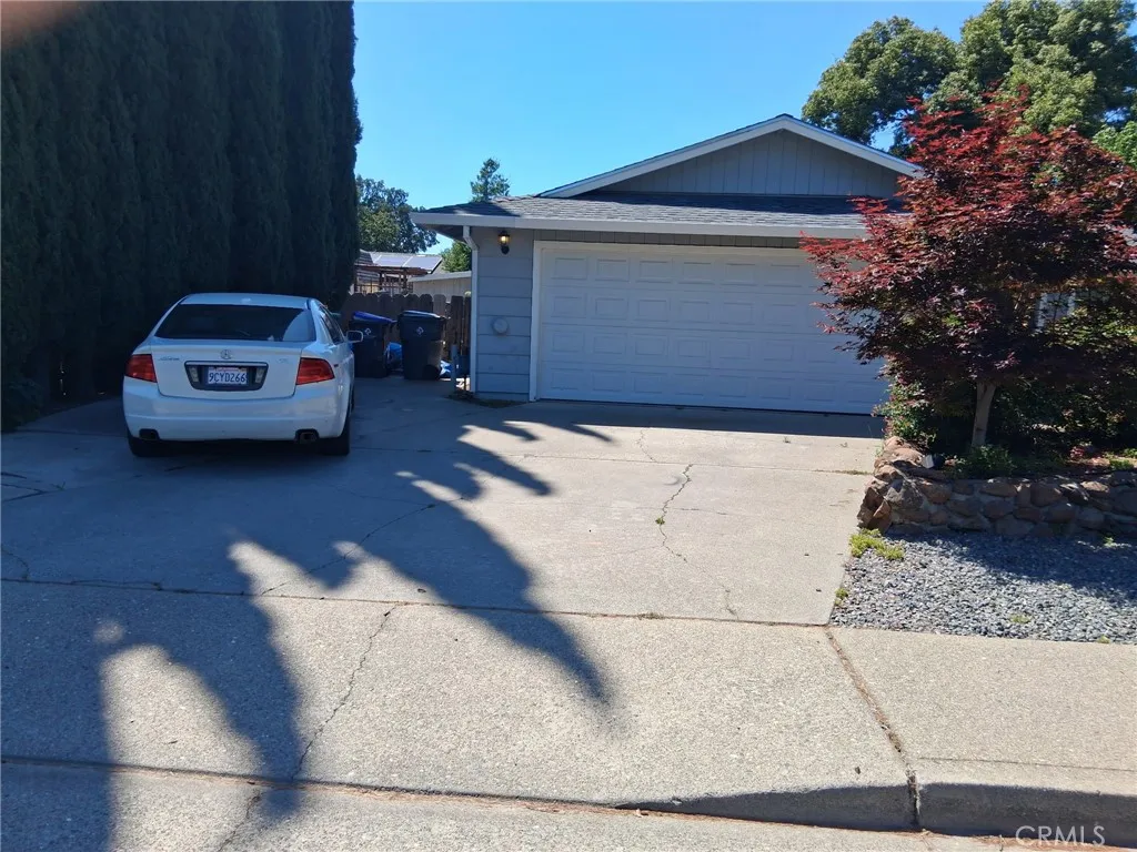 329 Michael, Red Bluff, CA 96080 — photo 2