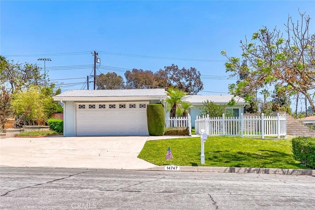 14747 Bora Drive — photo