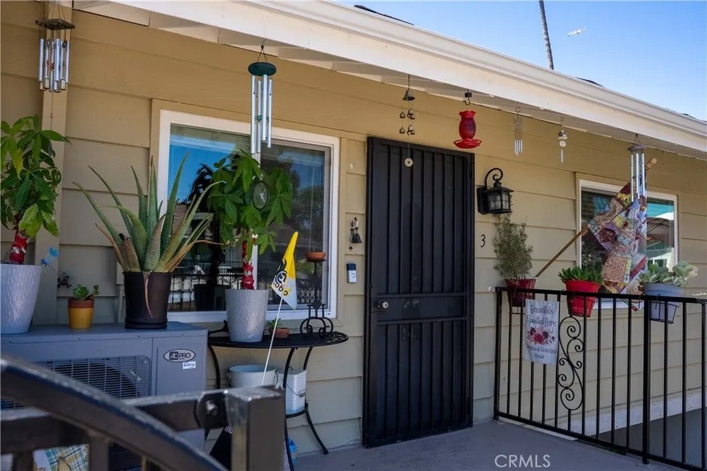 1192 Mitchell 3 — photo
