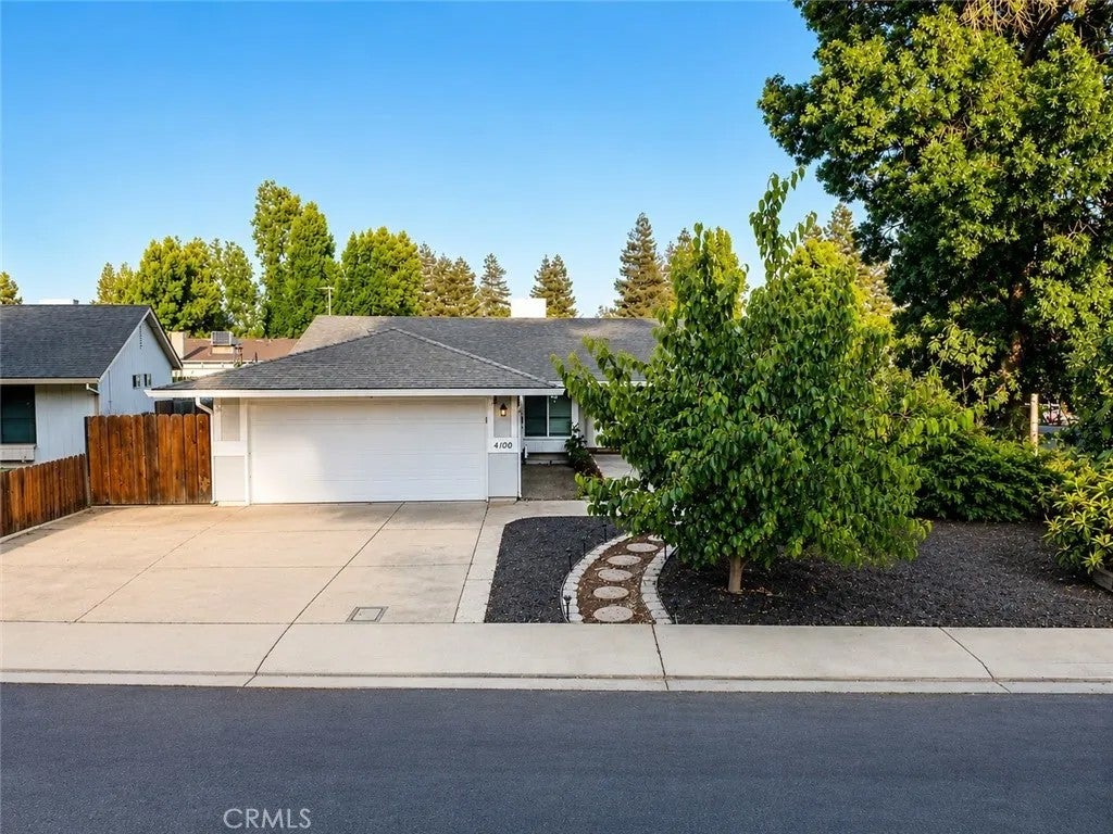 4100 Ahwahnee Court — photo