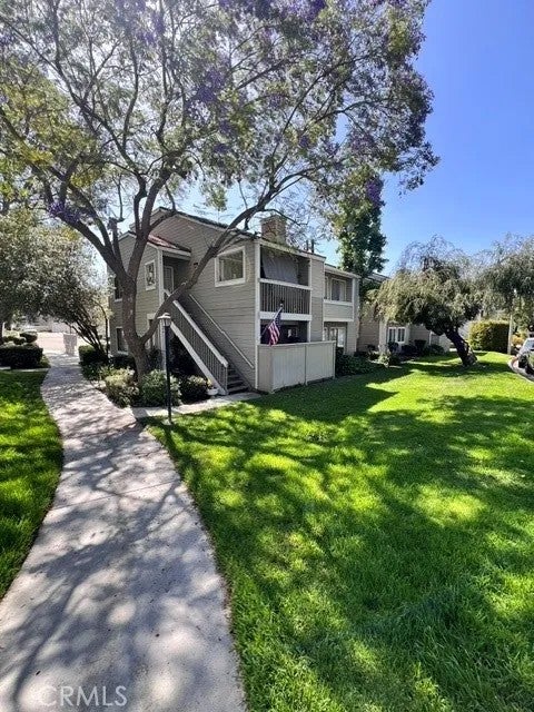 5706 Old Village Road 207 — photo