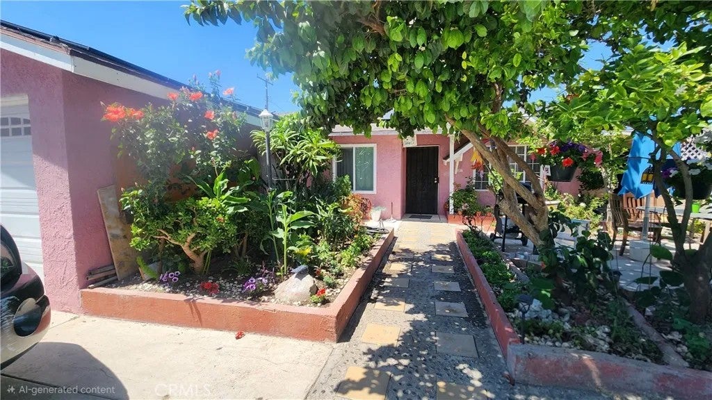 2505 W Anahurst — photo
