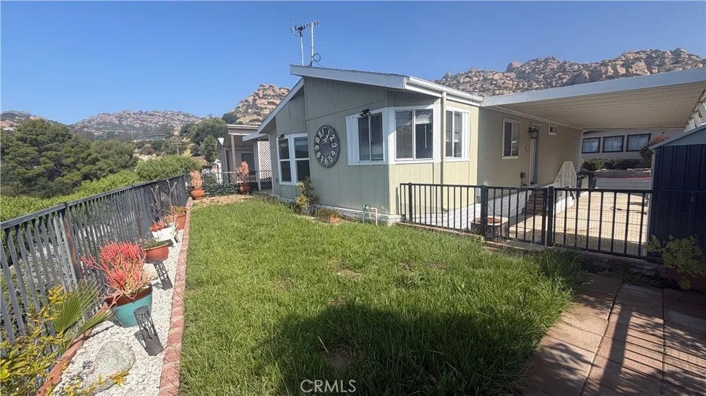 24303 Woolsey Canyon 6 — photo