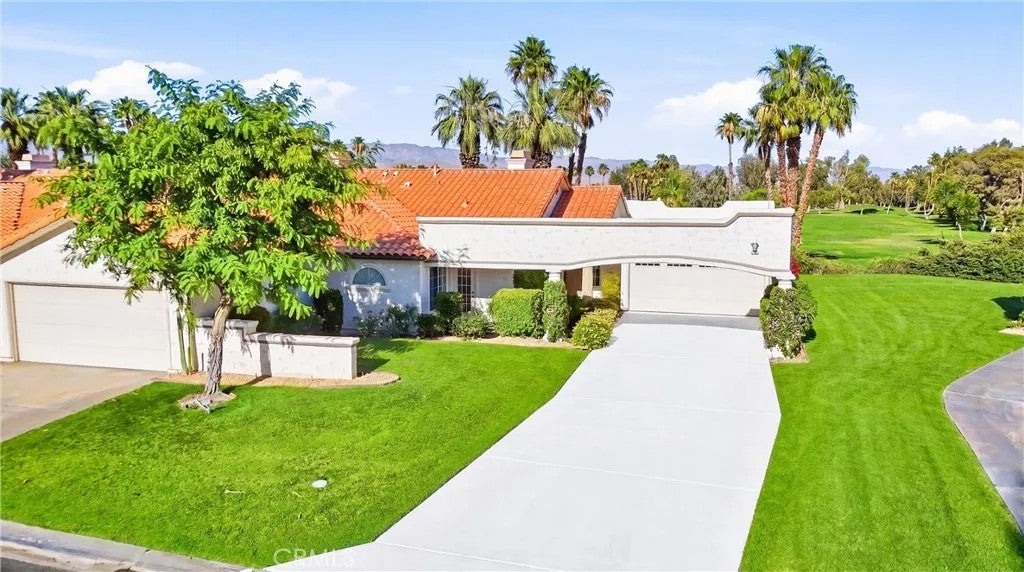 128 Desert Falls Drive East — photo