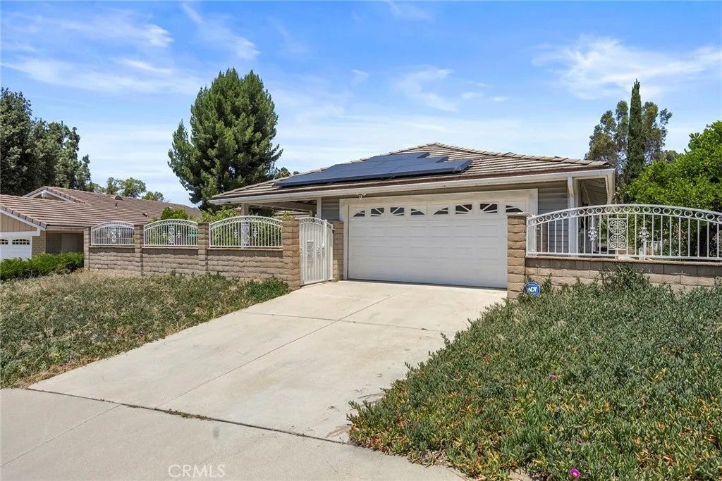 2010 Gene Court — photo