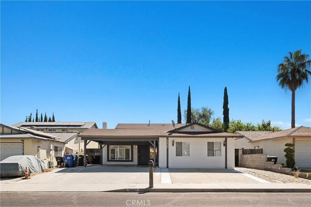 19402 Pilario — photo