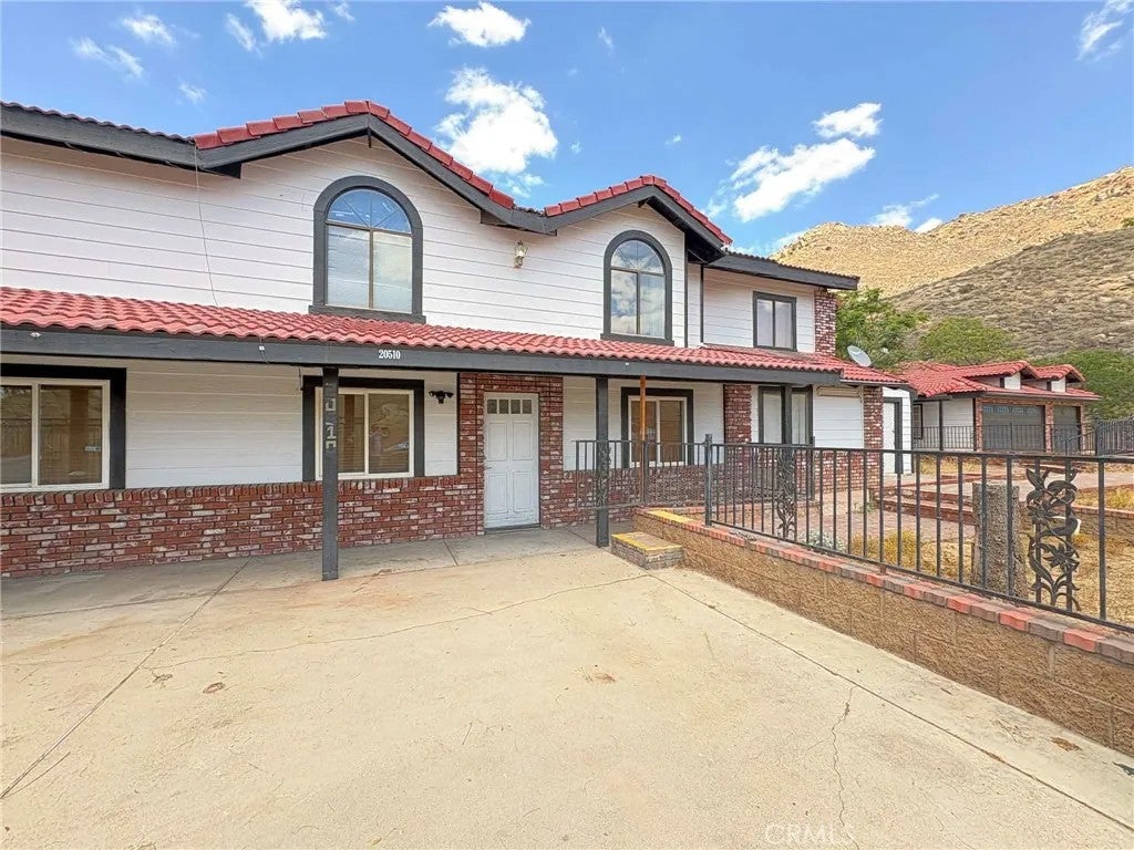 20510 Hill Top Drive — photo