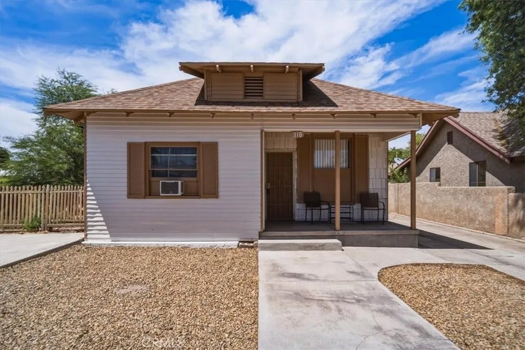 316 Cibola — photo