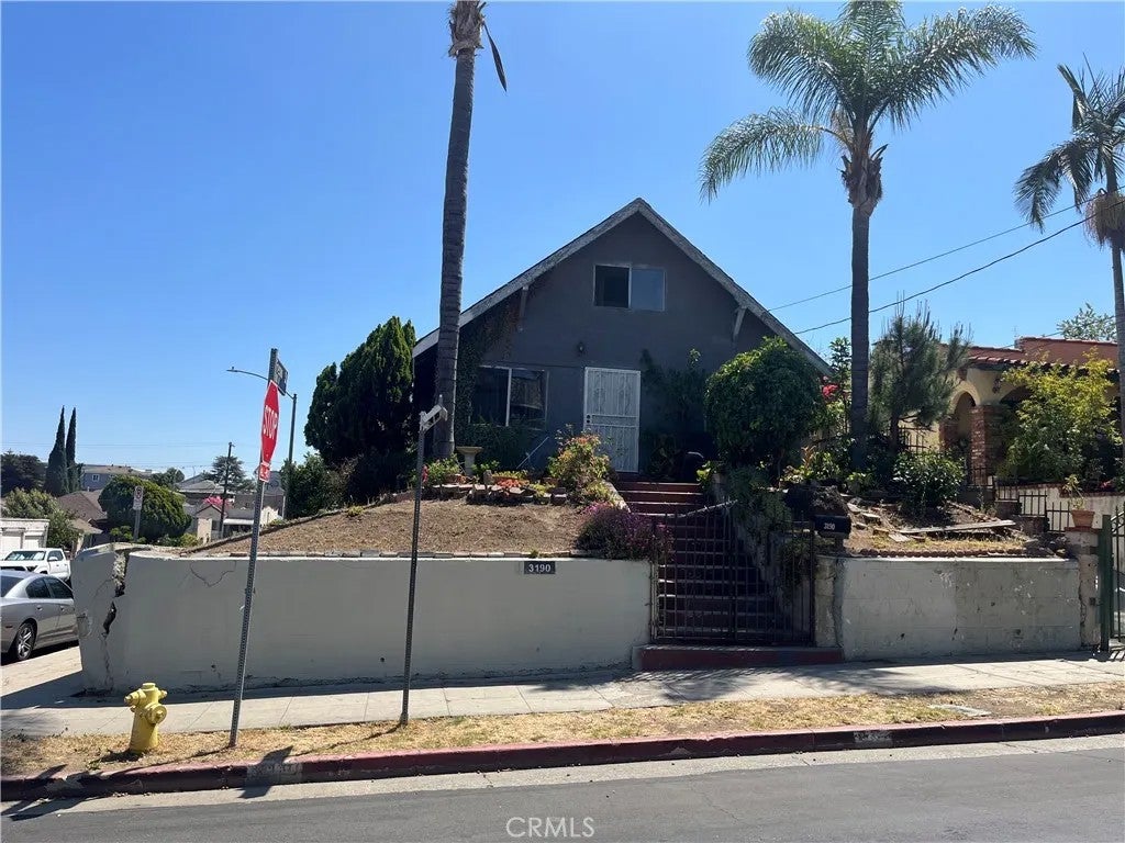 3190 Blanchard — photo