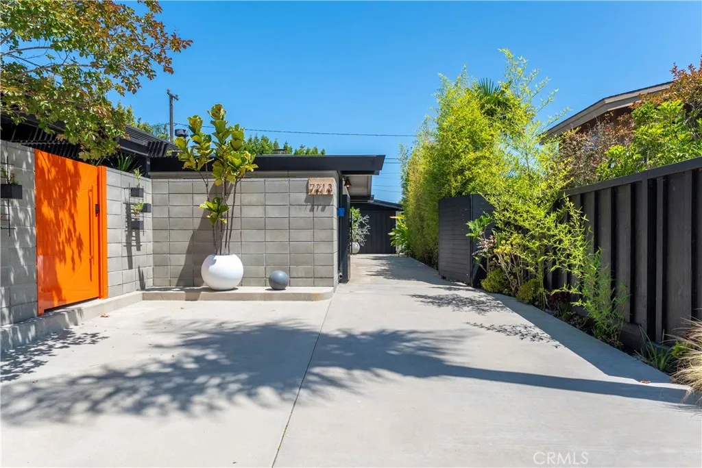 7213 E Lanai, Long Beach, CA 90808 — photo 2