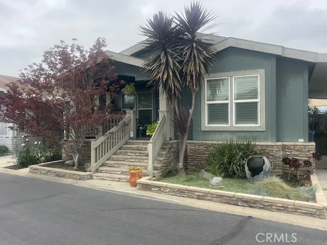 10681 Oak Unit 106 — photo