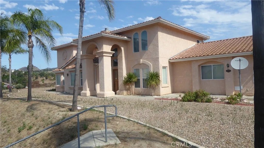 40482 Gavilan Mountain — photo
