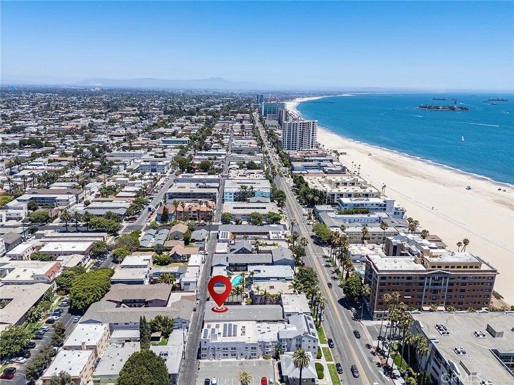 1015 E Ocean Boulevard 12 — photo