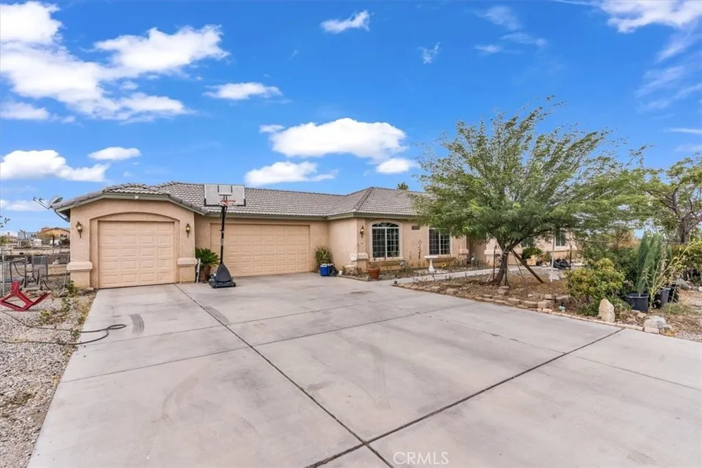 12008 Sierra Vista — photo