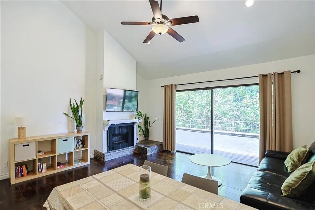 356 S Prospectors 83 — photo