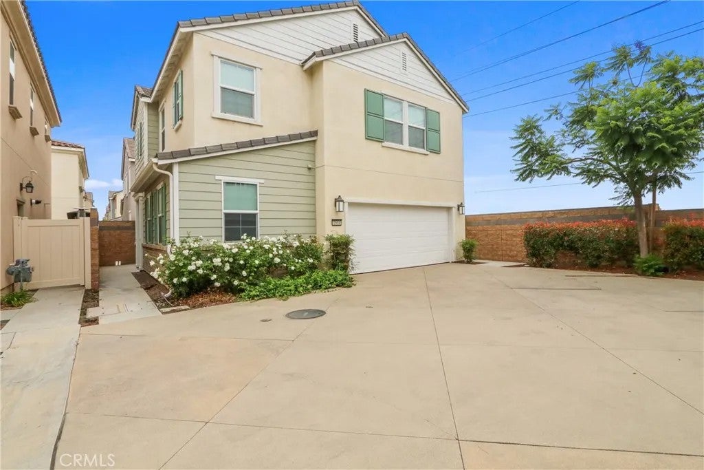 1604 Ruedy — photo