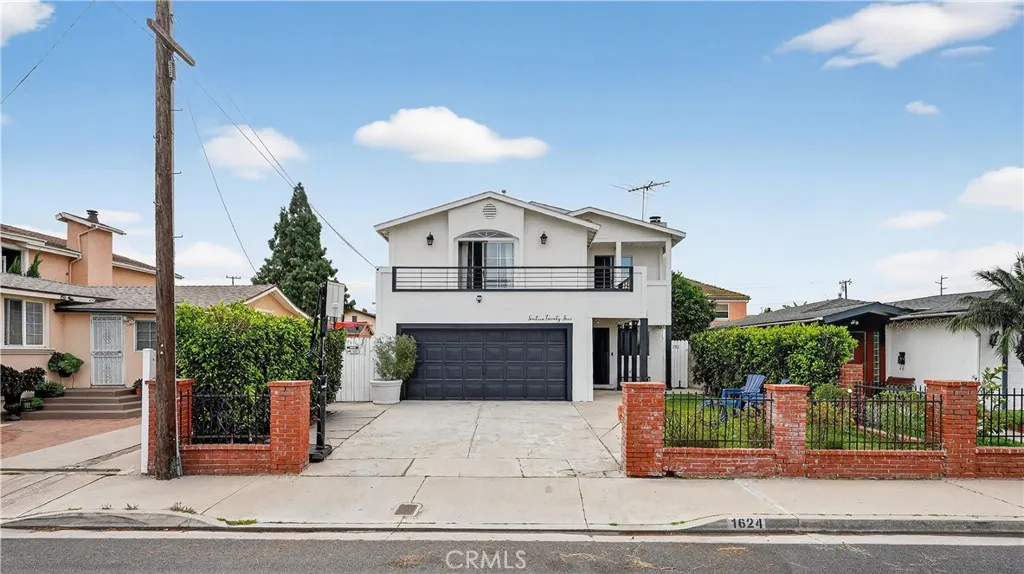 1624 La Paloma — photo