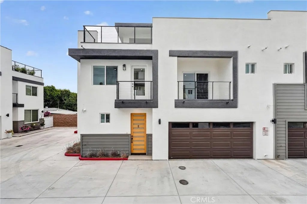 1139 Turnbull Canyon Road E — photo