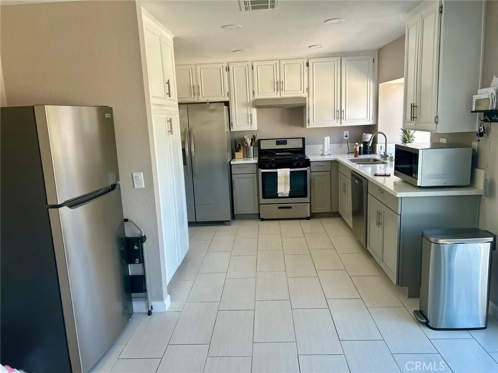 4855 Opal, Palmdale, CA 93552 — photo 3