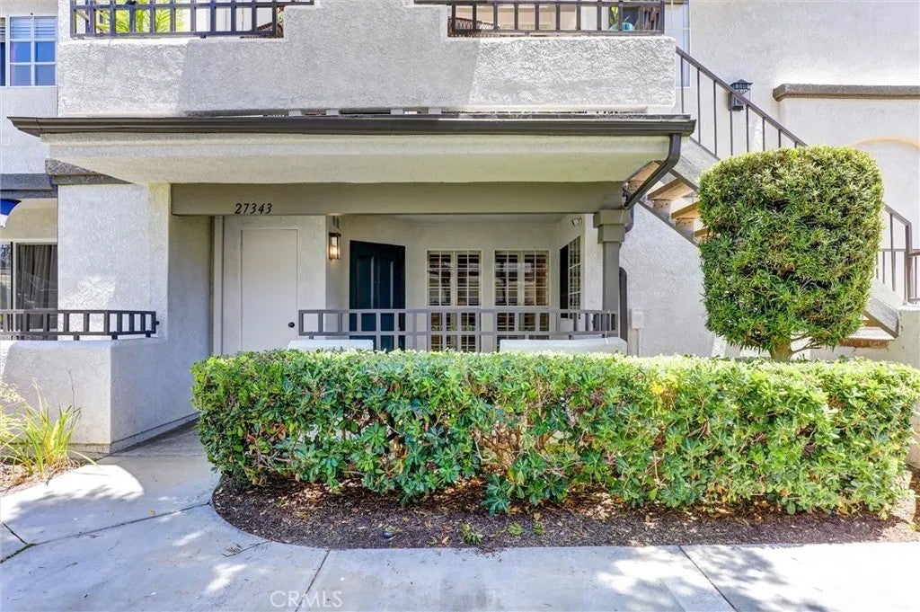 27343 Nicole Dr — photo