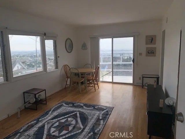 740 W 33rd — photo