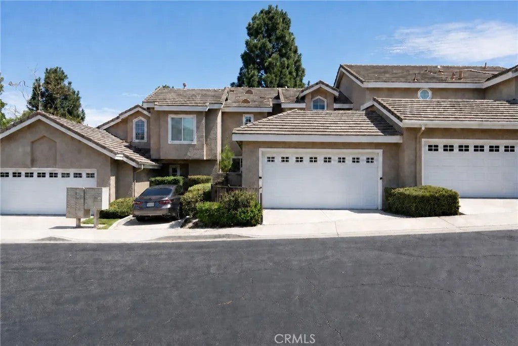 889 S Sapphire Lane — photo