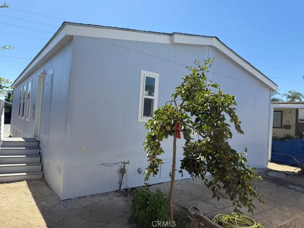 203 Duke 85 — photo