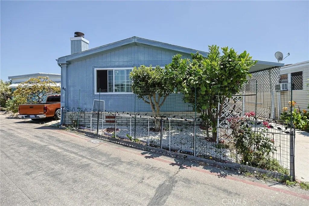 432 S Harbor 46 — photo