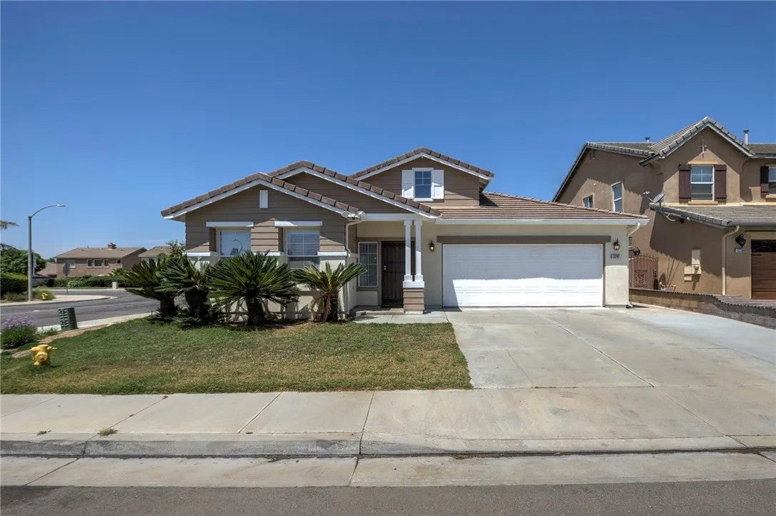 13247 Yellowwood Street — photo