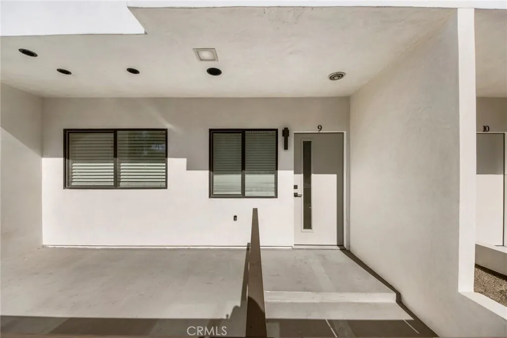 1107 E 3rd Unit #9, Long Beach, CA 90802 — photo 2