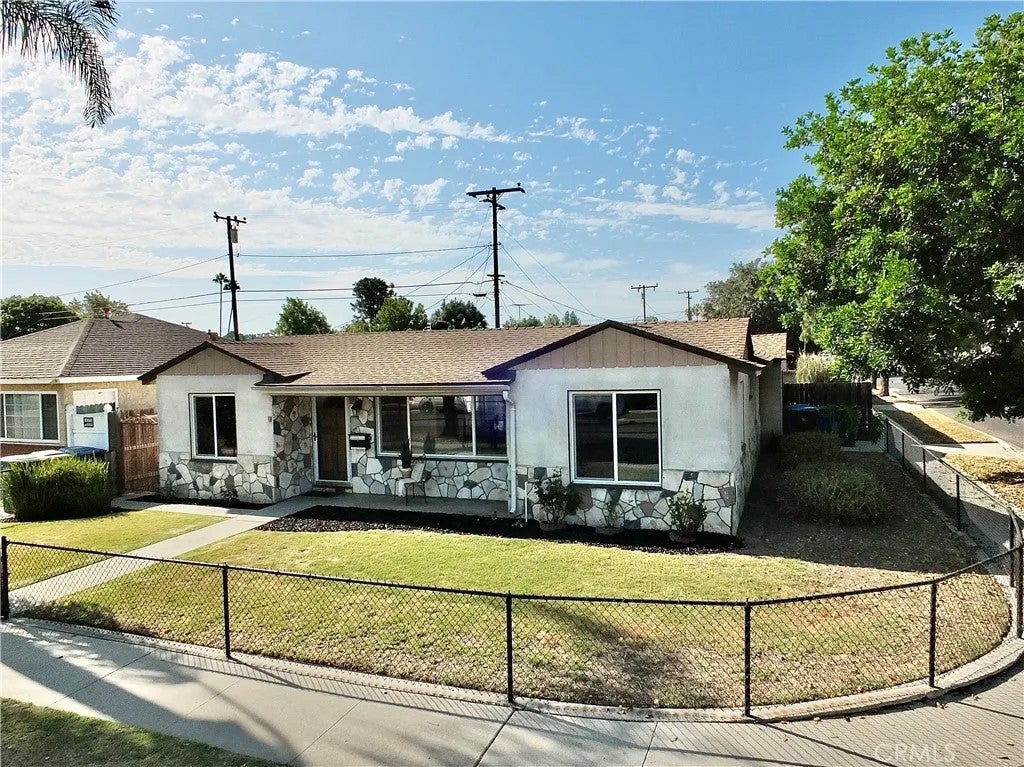 3502 E Allington Street — photo