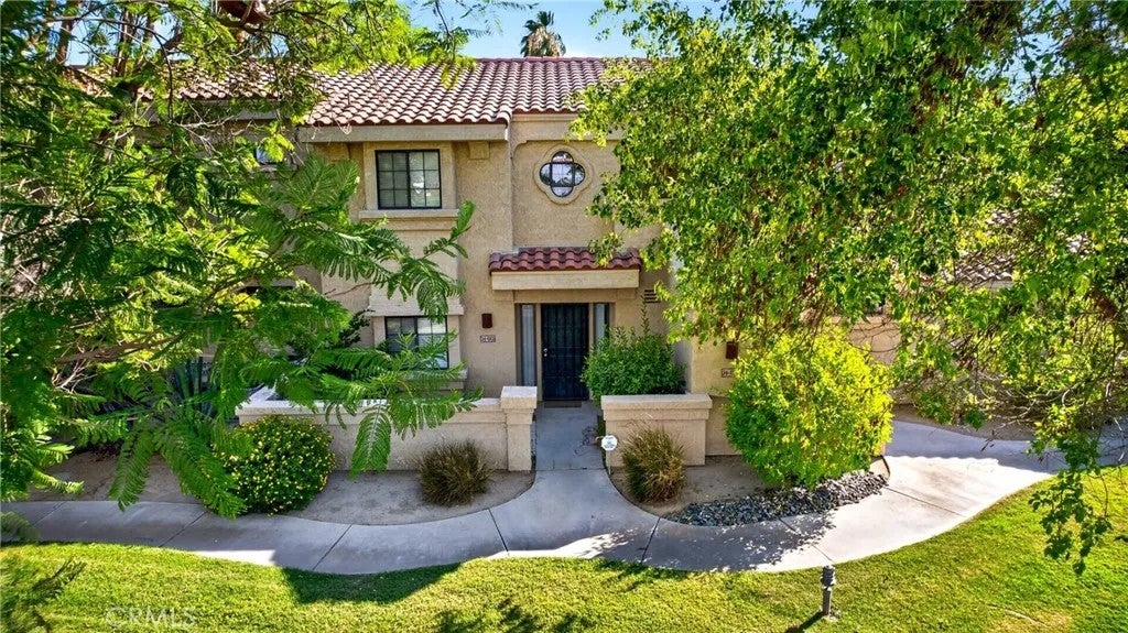 34003 Calle Mora — photo