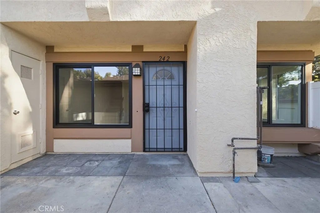 2351 Sutter Way 242 — photo