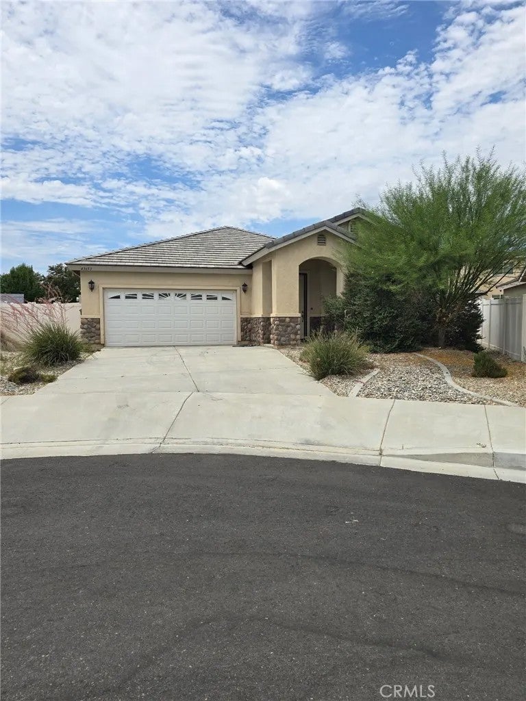 43653 Verella Court — photo