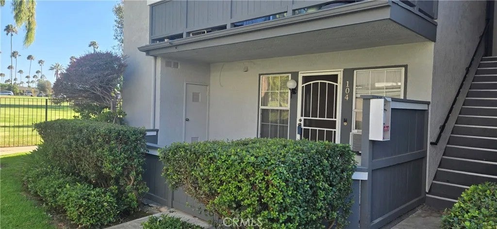 18292 Parkview Lane 104 — photo