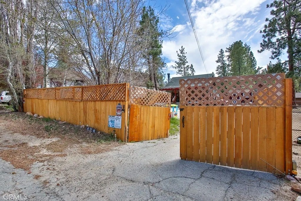 542 Highland Road — photo