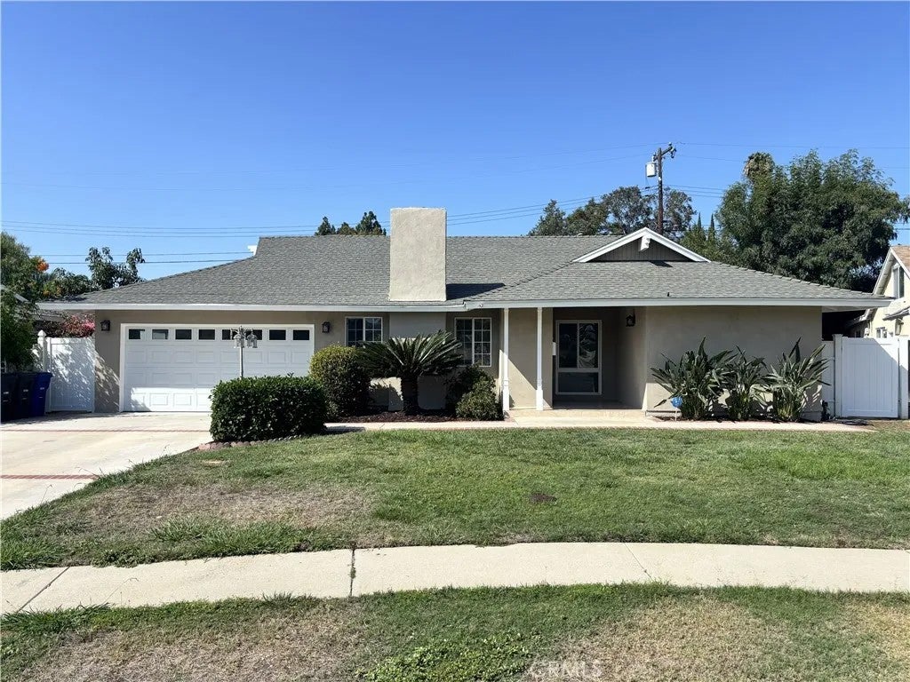 21206 Silver Cloud — photo