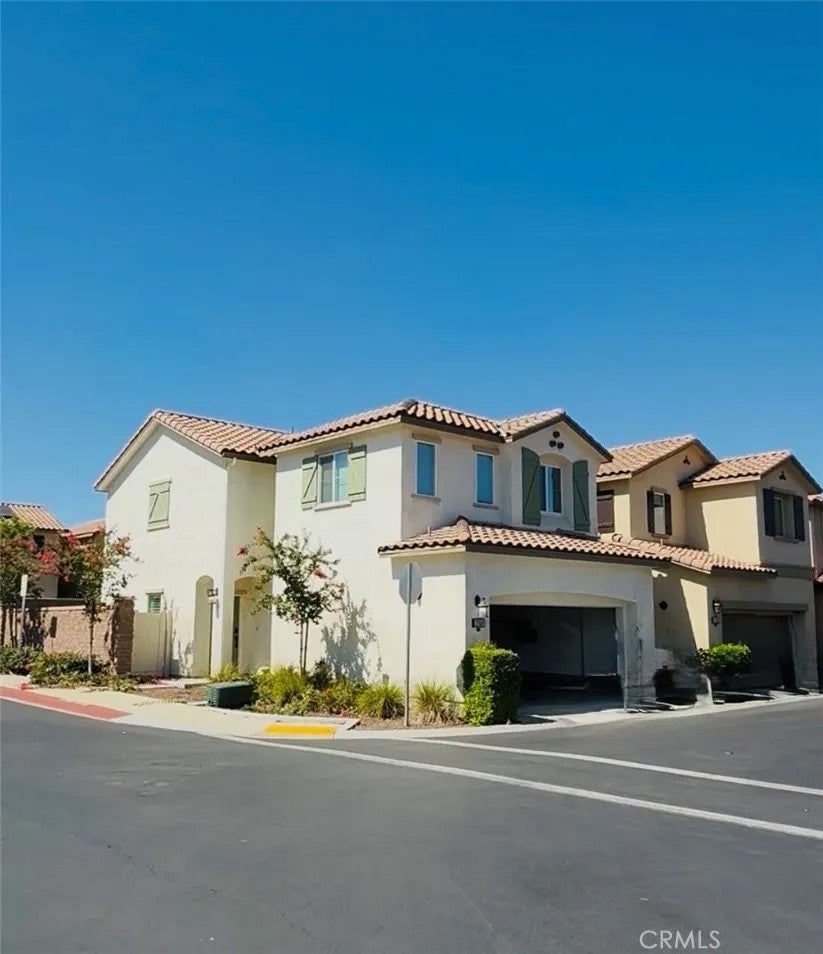 27459 Red Rock — photo