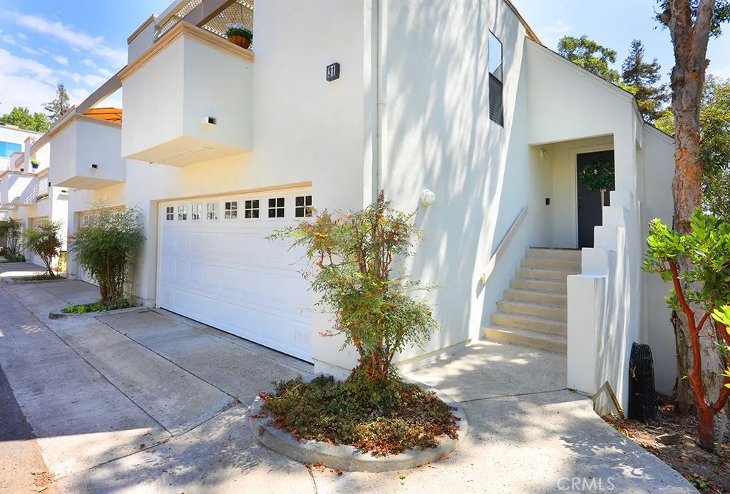 5846 E Creekside #31, Orange, CA 92869 — photo 2
