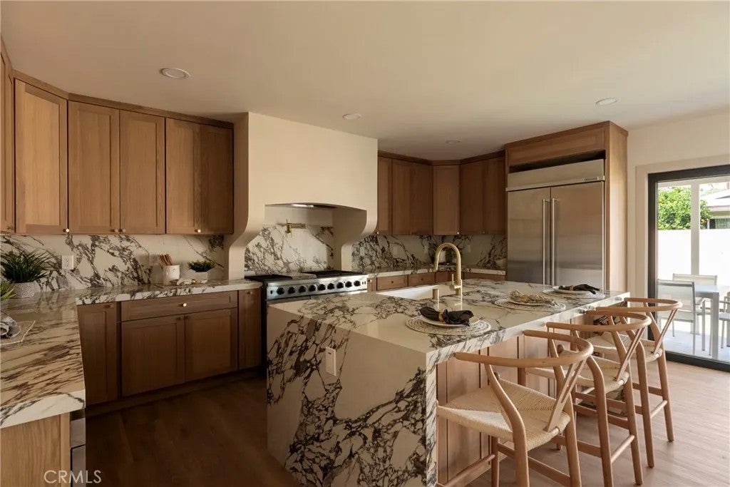 6829 E Parapet — photo