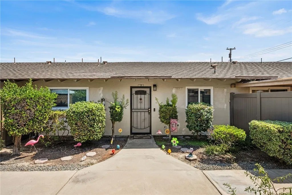 3139 E. Chapman Ave Avenue 12B — photo