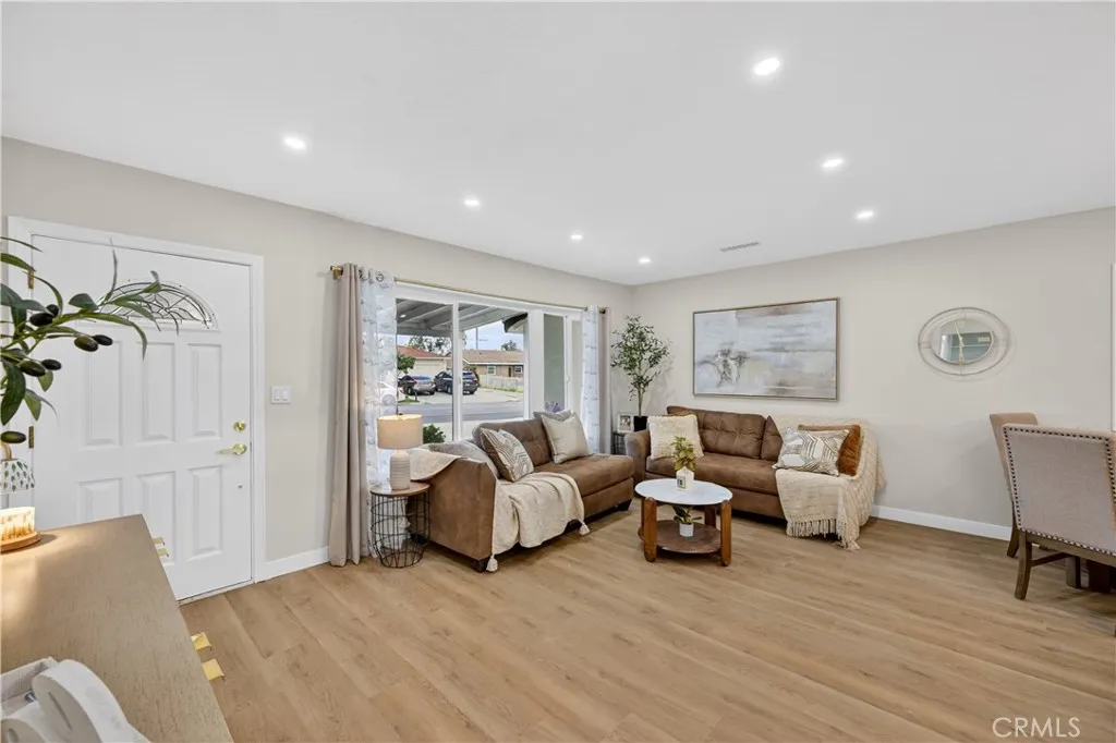 5651 Babb, Riverside, CA 92503 — photo 3