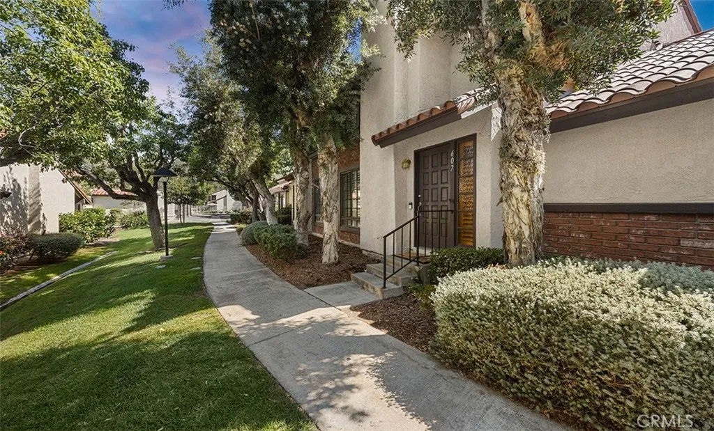 607 Santa Cruz Court — photo