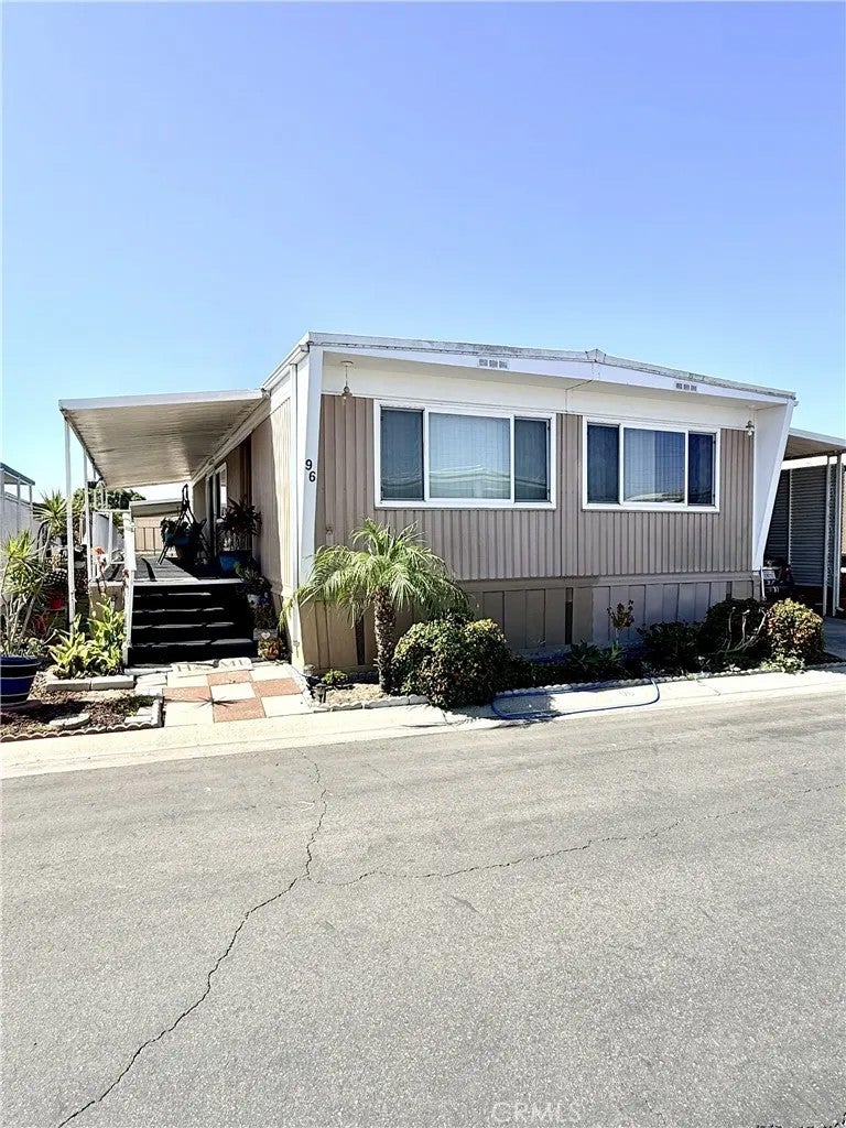 11250 Beach Blvd 96 — photo