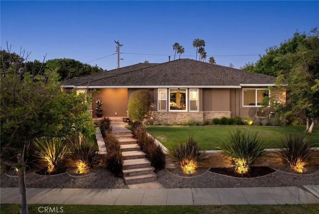 5581 E Lonna Linda Drive — photo