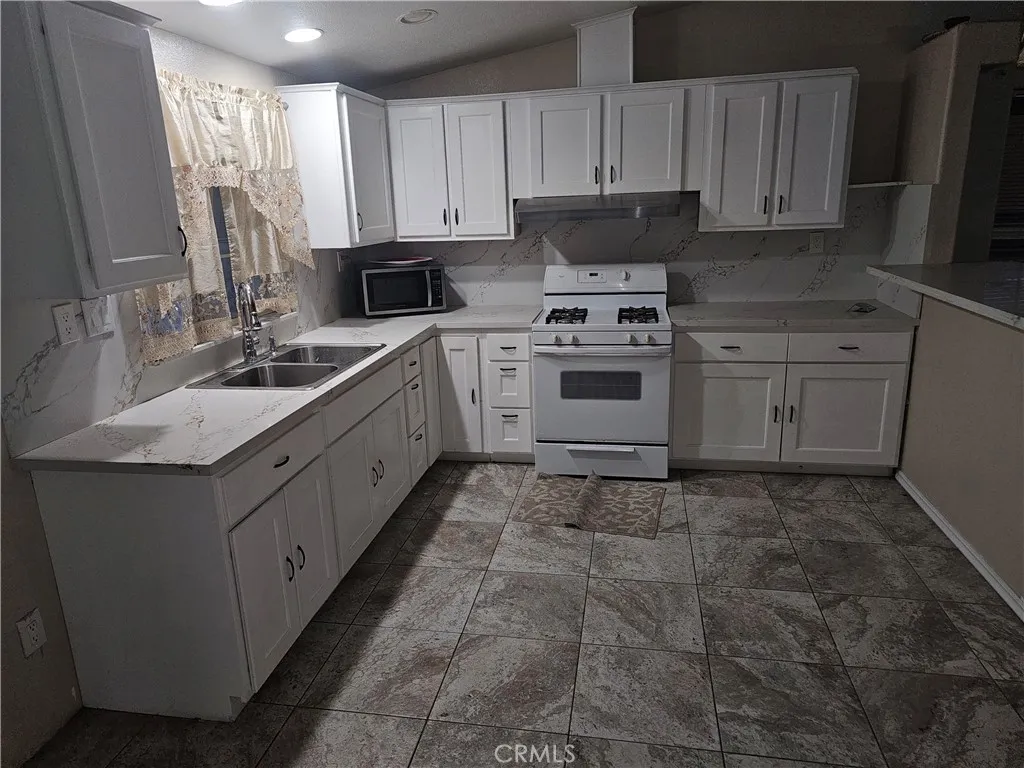 440 Lisbon, Perris, CA 92571 — photo 3