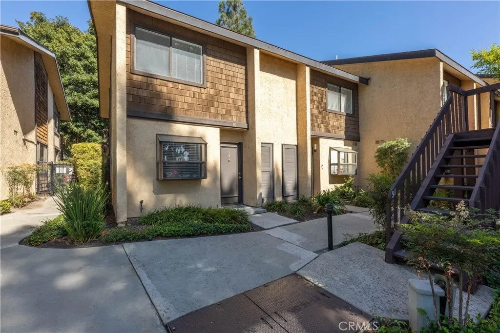 12750 Centralia 81 — photo