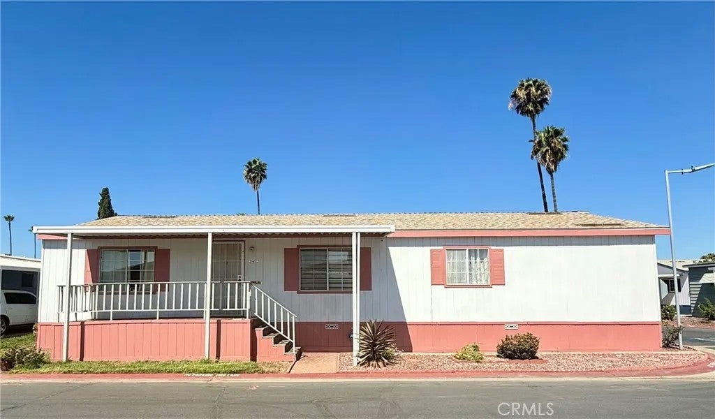 1855 E Riverside 342 — photo