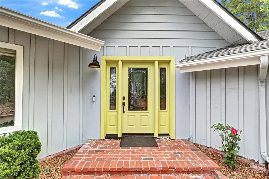 30396 Live Oak Drive — photo
